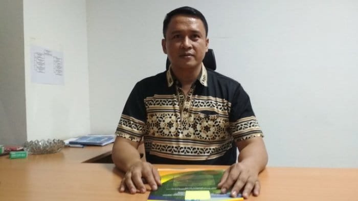 kepala-dinas-esdm-kalimantan-utara-ferdy-manurun-tanduklang_20180122_213655.jpg