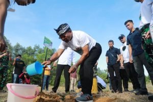 9EA7F43A-6C39-4DB2-BC30-1E7222707D50-1024x683