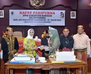 16655955174901665595558329