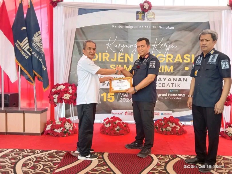 1715781357871_1715782460842