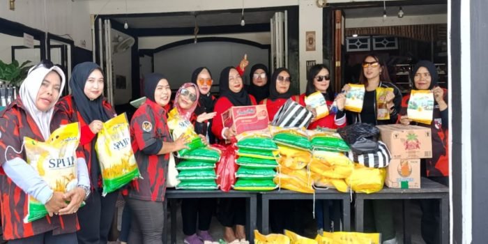 9ec91ff2f4194696a9bbf21741aea9de