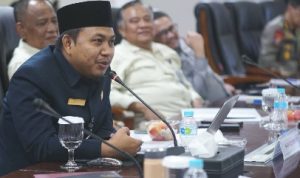 1759317274_Andi-Yakub-S.Kep-Ns_20251001_155124_0000