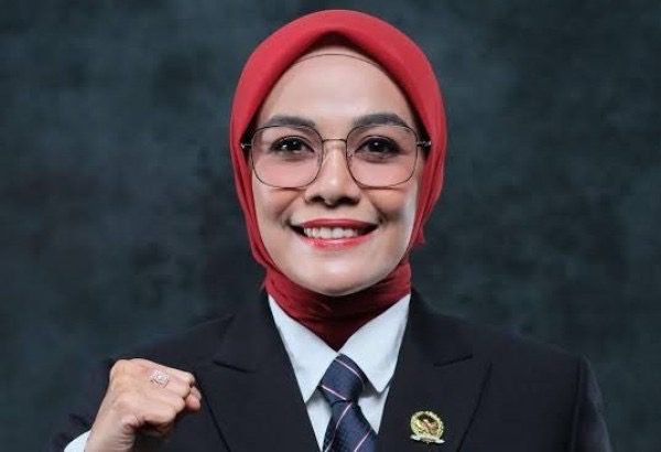 925594a6-1c8b-46c0-923f-d2094562f019